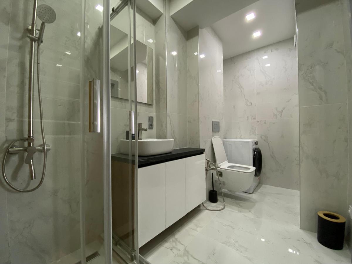 Minimalist Style Apartment With Best Location Chisinau Luaran gambar